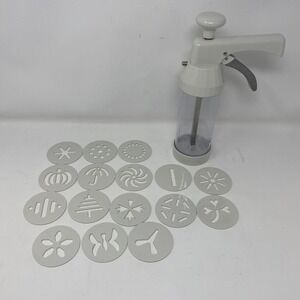 The Pampered Chef #1525 Cookie Press with 16 Discs White NO BOX